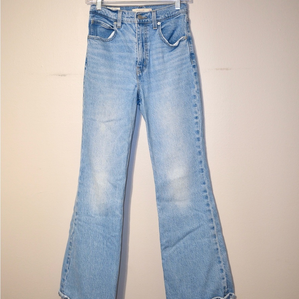 Levi’s Classic Blue Women's Jeans